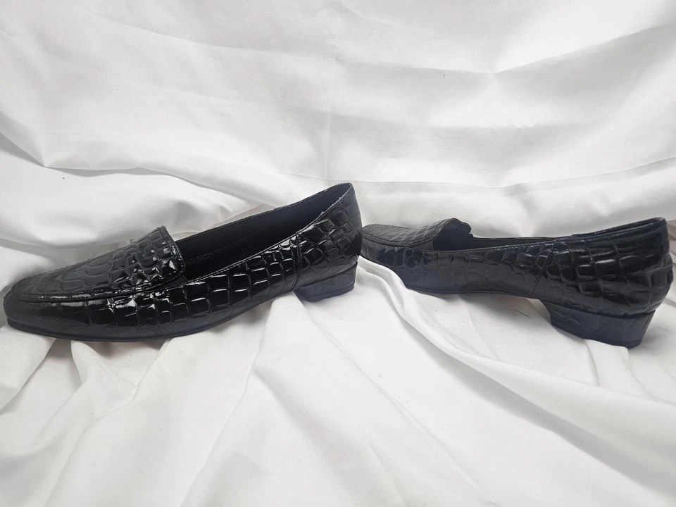 -Fitzwell- Sapato Mocassim Feminino Preto Couro Estilo Cobra Tamanho 9W Usado - Imagem 4 de 4