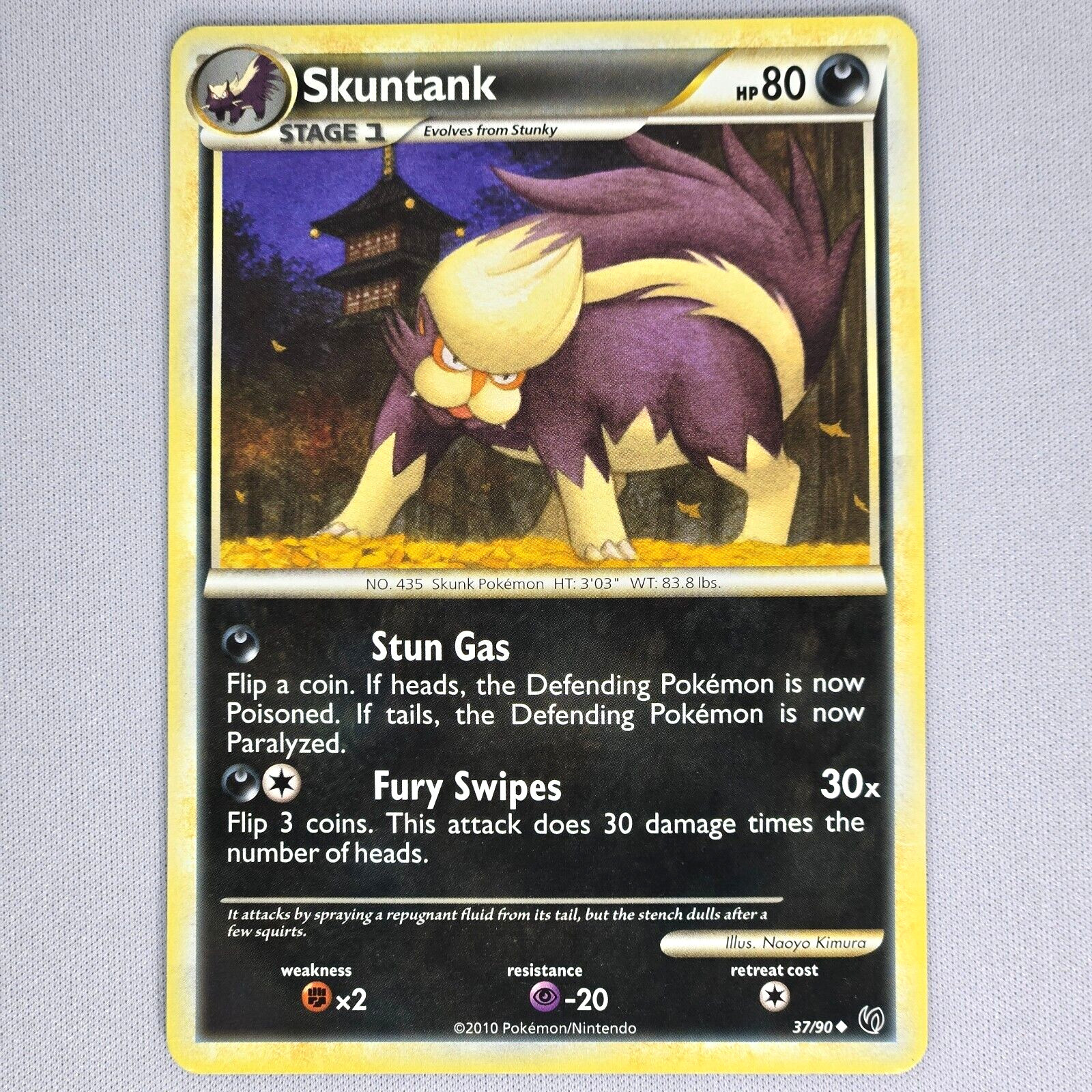 Skuntank 37/90 Undaunted Regular Uncommon Pokemon Card TCG English LP