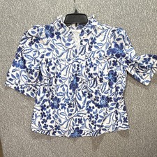 Women s M Regular Blue/White Floral High Neck...