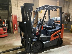 2023 Doosan 5000 LB Forklift With SS/FP and Triple Mast LPS Rated