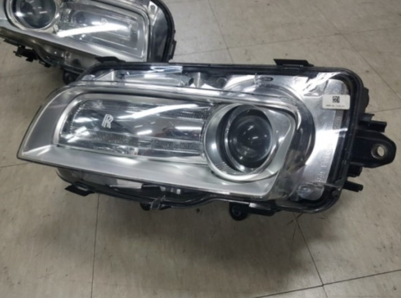2010-2018 Rolls Royce Ghost Wraith Right Left HID Xenon Headlight OEM