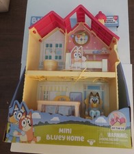 BLUEY Mini Home Playset  Compact House Playset with Carry Handle  Three Rooms