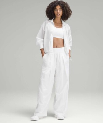 Lululemon Tennis Mid-Rise TrackPant 6サイズ Lululemon Lightweight Tennis Mid-Rise Track Pant, White, NWT, Size