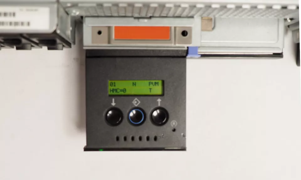 IBM 8284-22A Power8 S822 1x 93ZZ 12 Core 3.52GHz CPU 4x32GB RAM Server NO HDD - Image 4 of 4