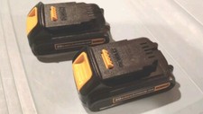 2 New Genuine DEWALT DCB201 20V Compact 1.5 Ahr Li-Ion Battery - Bulk Package