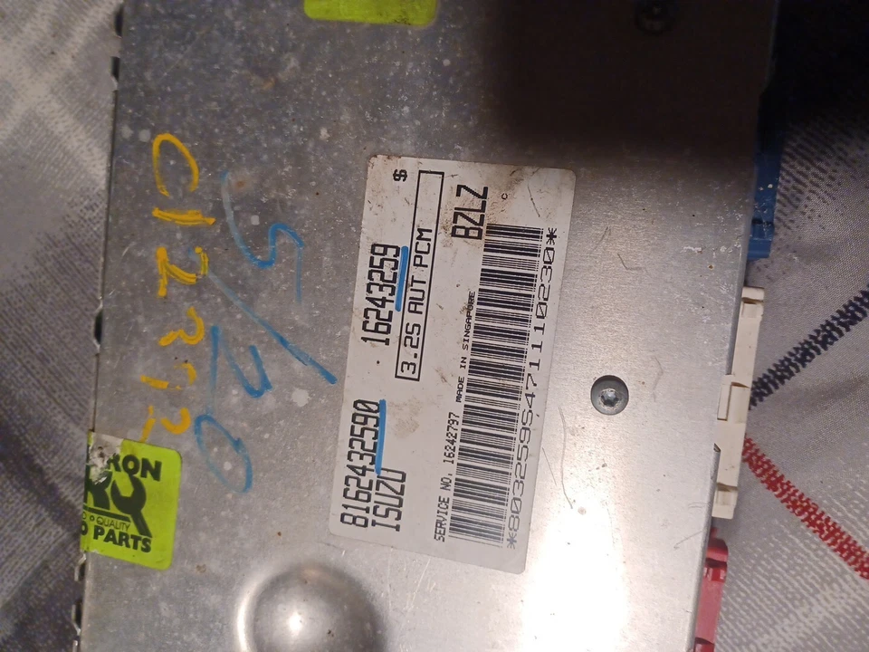 8162432590 ecm ecu computer 1997 Isuzu Rodeo automático Foto 3 de 3