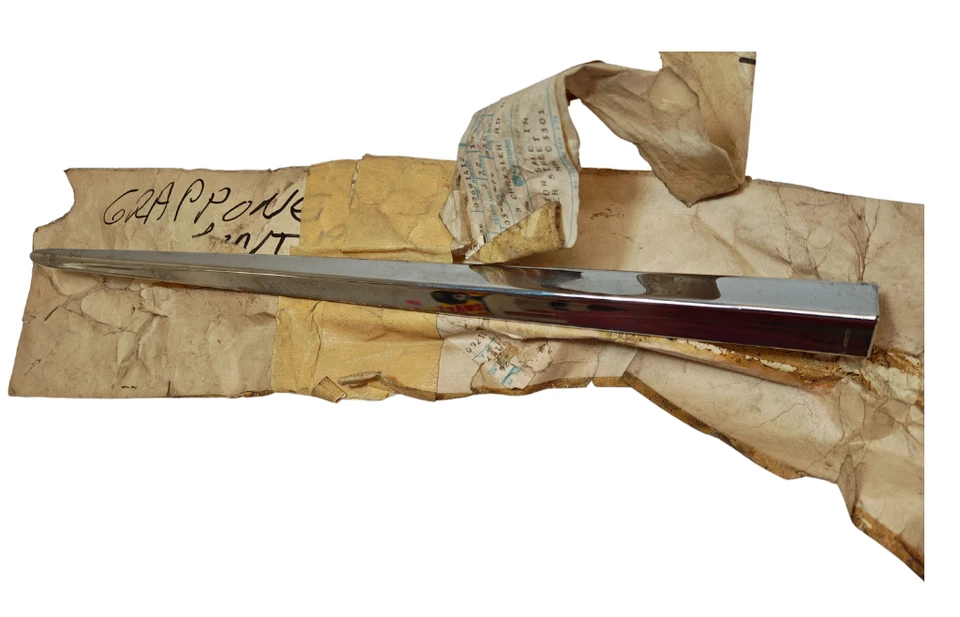 Plymouth Fury 1971 capó delantero cromado moldura cubierta 3691412 nuevo en stock Foto 2 de 4