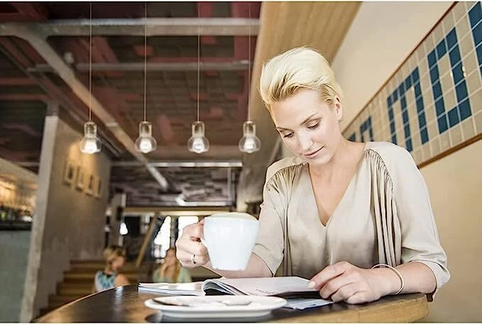 Philips 8W E27 LED Frosted Bulb Warm White 2700K 806lm Non-Dim 4 Pack Energy Sav - Image 4 of 4