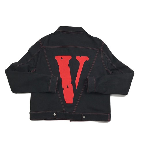 RED EMBROIDERED BLACK DENIM JACKET SIZE 
