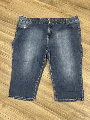 Lane Bryant Women's Plus Size Size 28 Blue Denim Capri Jeans Dark Wash