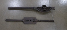 Vintage 23” FArmstrong  #2- 1/2 R Pipe Threader lot with Handle- Dut's Deals