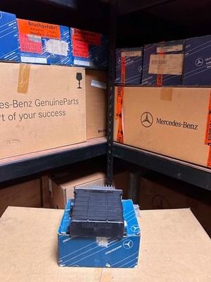 Mercedes W201 W124 KE Control Unit ECU A0065457932 A0105455832
