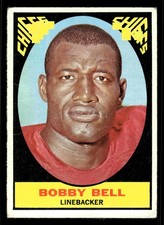 1967 Topps Bobby Bell (HOF) #69 - Kansas City Chiefs