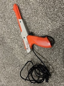 Original Super Mario Bros / Duck Hunt & Zapper Gun Nintendo NES PAL