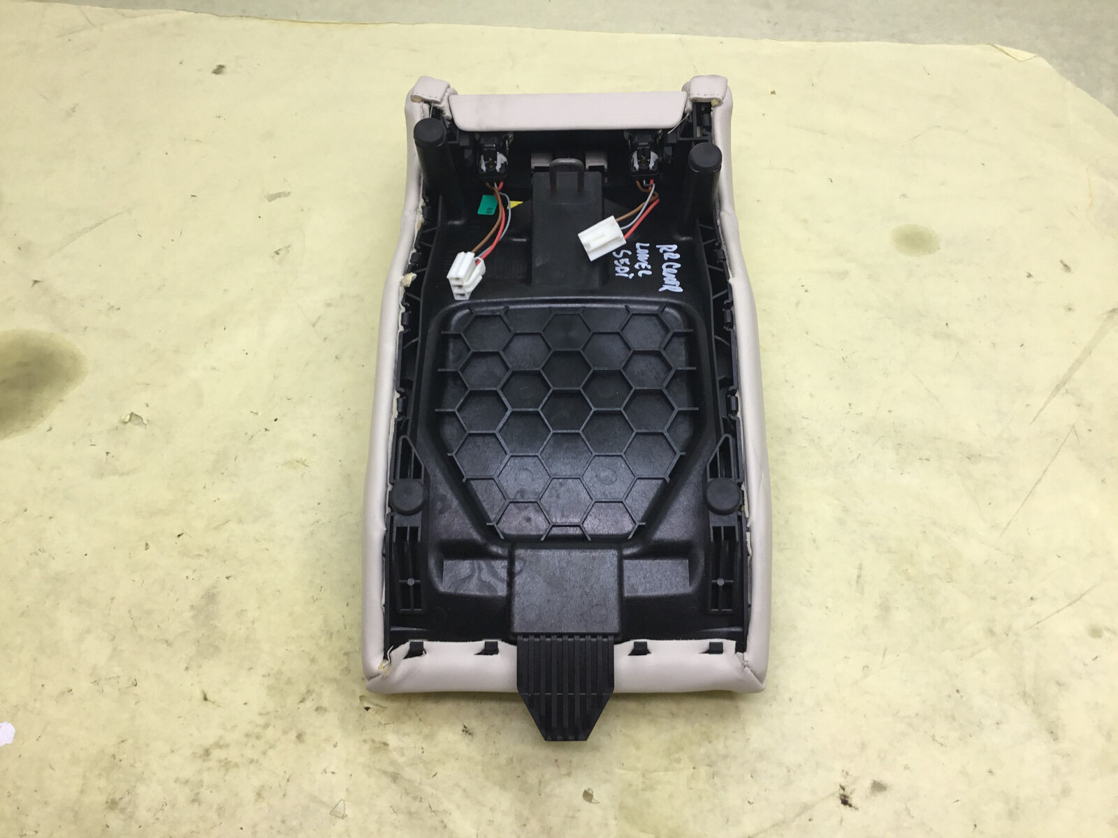 Bentley Flying Spur W12 Rear Center Seat Lower Cushion Pad 13-18 |:Y