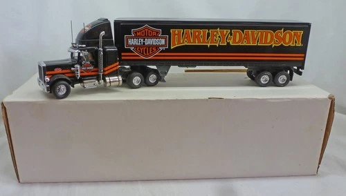 Matchbox Dinky Collectibles DYM37040 Peterbilt Harley Davidson 18 Wheeler Truck