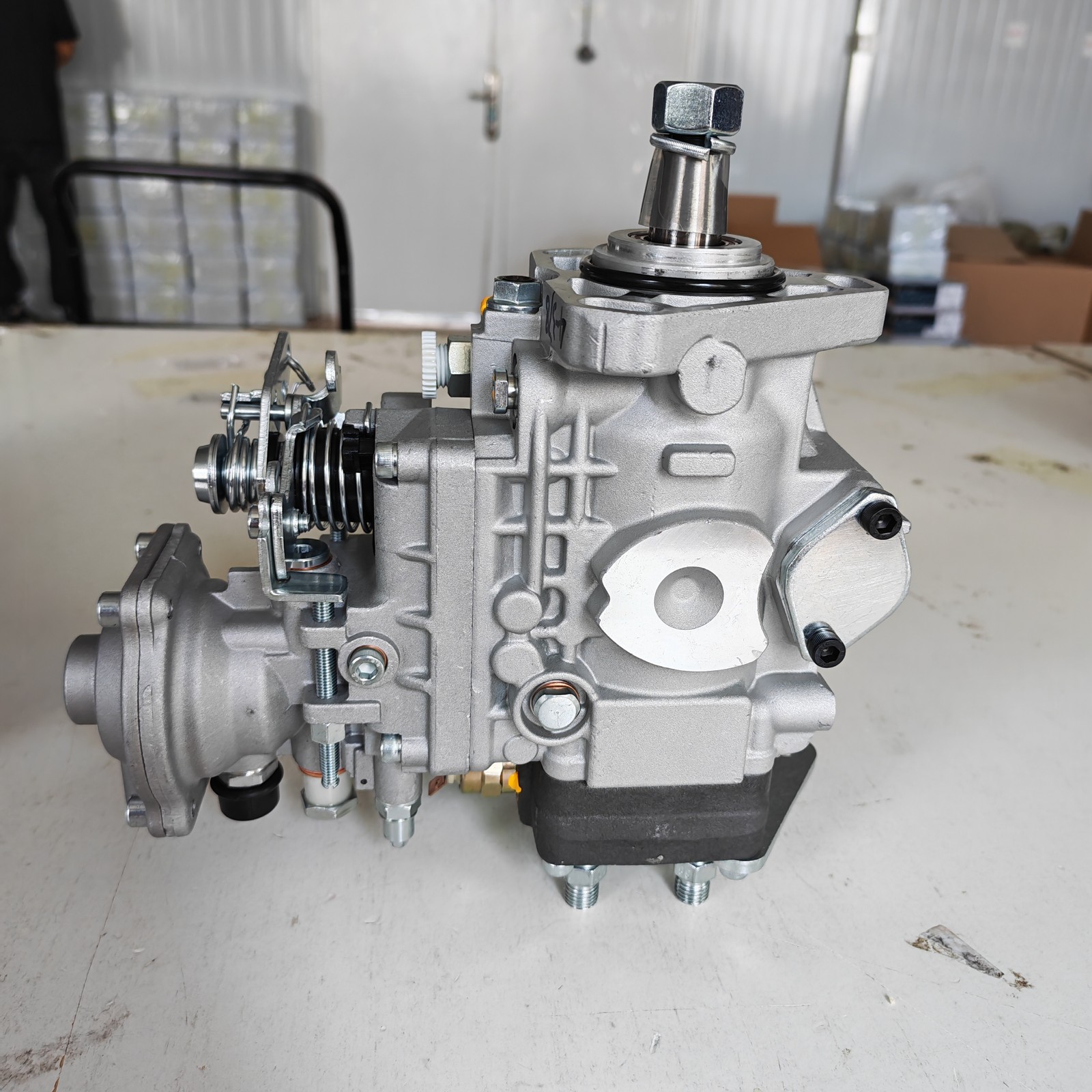 New 3977353 0460424378 Bosch Fuel Injection Pump Fit For Cummins Engine 4BT 3.9L thumbnail 3