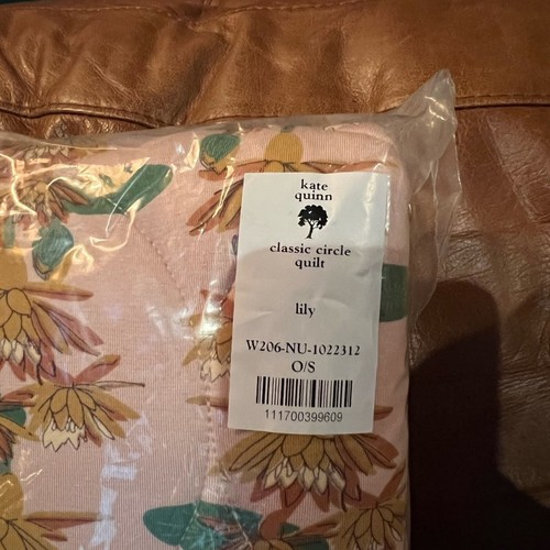 Brandneu in Originalverpackung Kate Quinn Lily klassischer Kreisquilt NEU - Bild 3 von 3