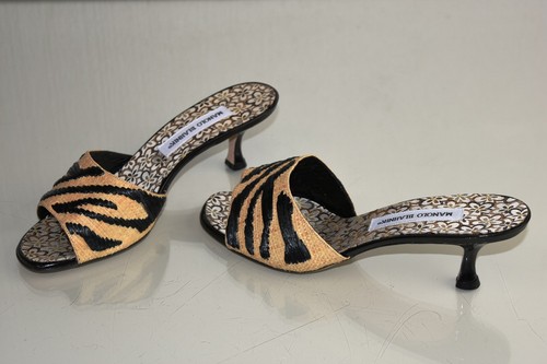 Nuevo Sandalias MANOLO BLAHNIK Negro Charol Beige Paja Rafia ZAPATOS Mules 39.5 41.5 - Imagen 8 de 12