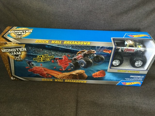 hot wheels monster jam brick wall breakdown
