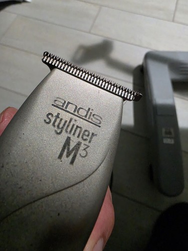 Andis Styliner M3 Trimmer