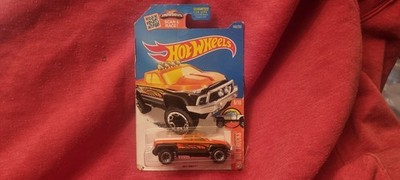 HOT WHEELS 2016 146/250 OFF-DUTY NEW ON LONG CARD