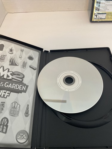 The Sims 2 Mansion & Garden Stuff Pack~ H&M Fashion Stuff Lot/2 - Picture 3 of 4