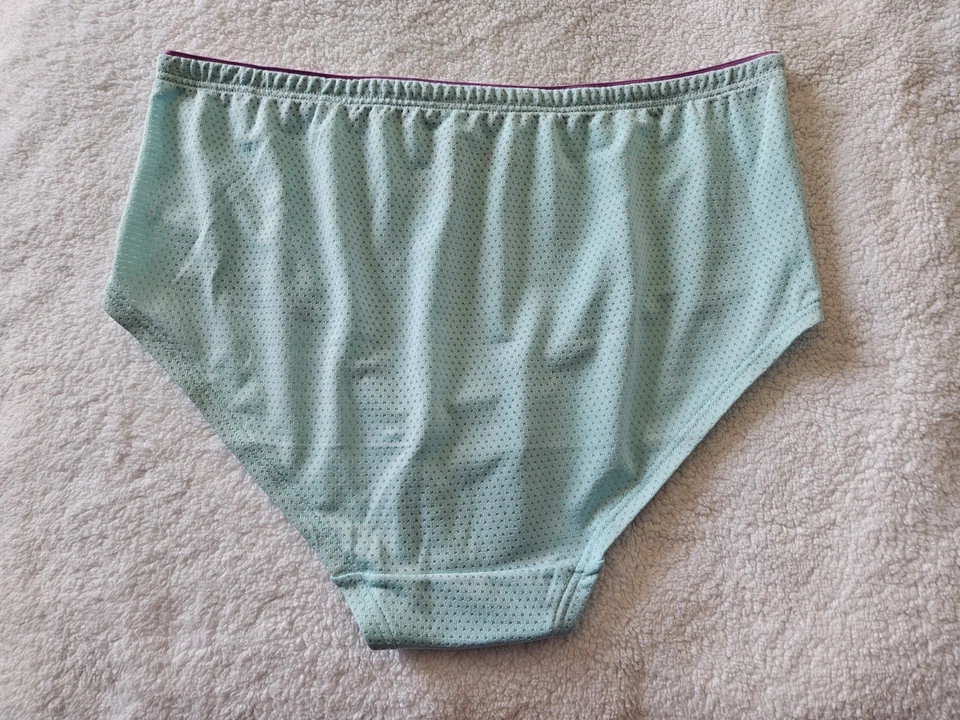 Girls Fruit Of The Loom Breathable Briefs, 16 - Image 3 of 4