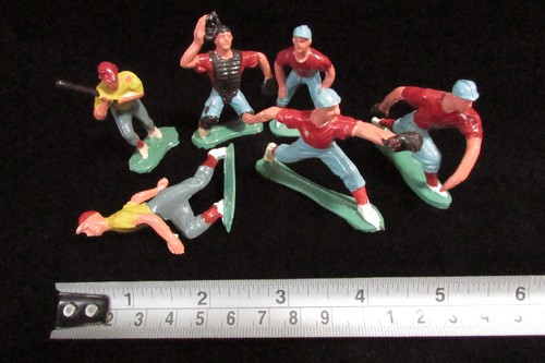 Lot of 6 Vintage Plastic BASEBALL PLAYERS CAKE TOPPERS Made in Hong Kong