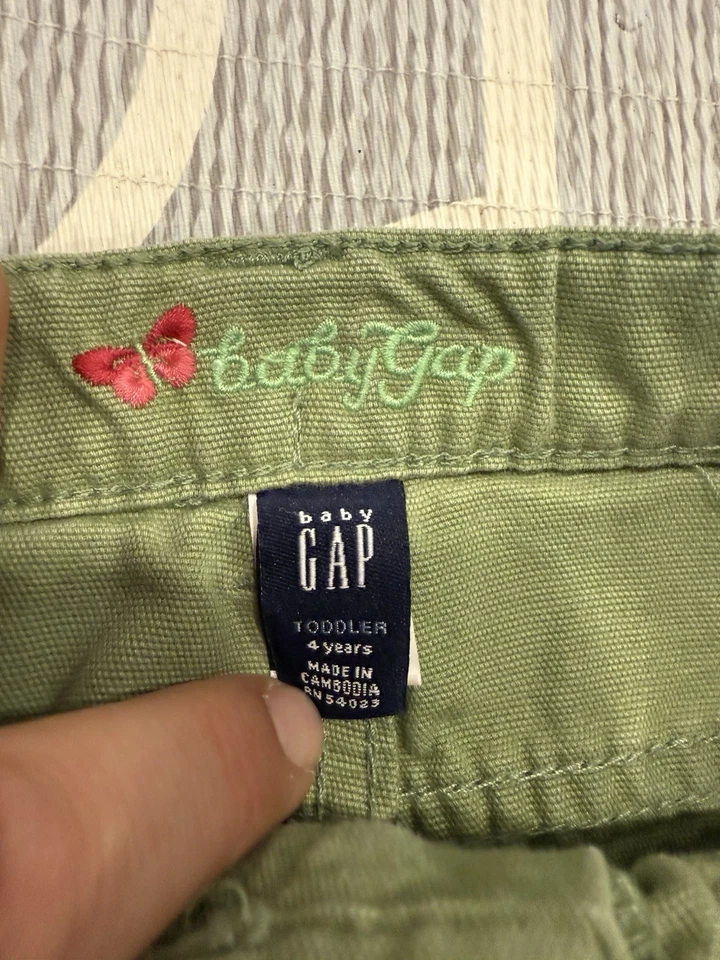 Falda Denim Verde 4T Baby Gap Años 90 De Colección Usada en Excelente Condición Bordada Floral Foto 3 de 4