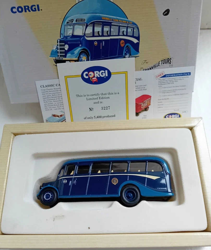 942S Corgi Classics C949/2 England Bus Bedford OB Coach Royal Blue Exeter 1:50 - Photo 2/2