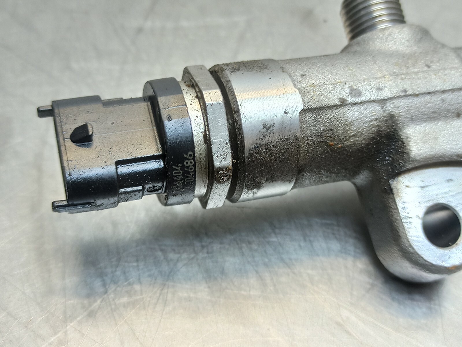 Hyundai I30 1.6 Diesel Fuel Line Rail 31400-2a650 2015 for sale  