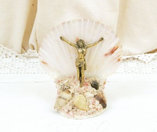 Vintage French Shell Religious Sculpture with Jesus Crucifix, Catholic Religion  - Afbeelding 1 van 8