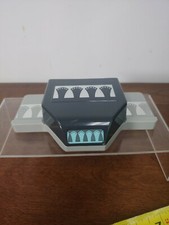 EK SUCCESS SCALLOP LACE PUNCH - GENTLY USED