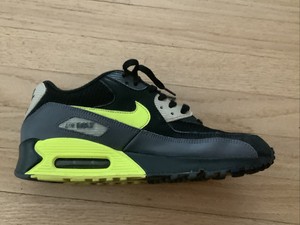 air max 90 essential grey volt