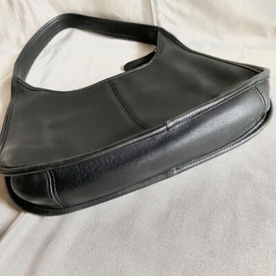極美品 vintage Coach ERGO ショルダーバッグ 9025 黒 極美品 vintage Coach ERGO ショルダーバッグ 9025 黒 - メルカリ