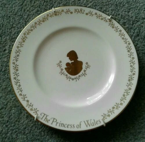 Royal Worcester Birth/Birthday Royalty Collectables