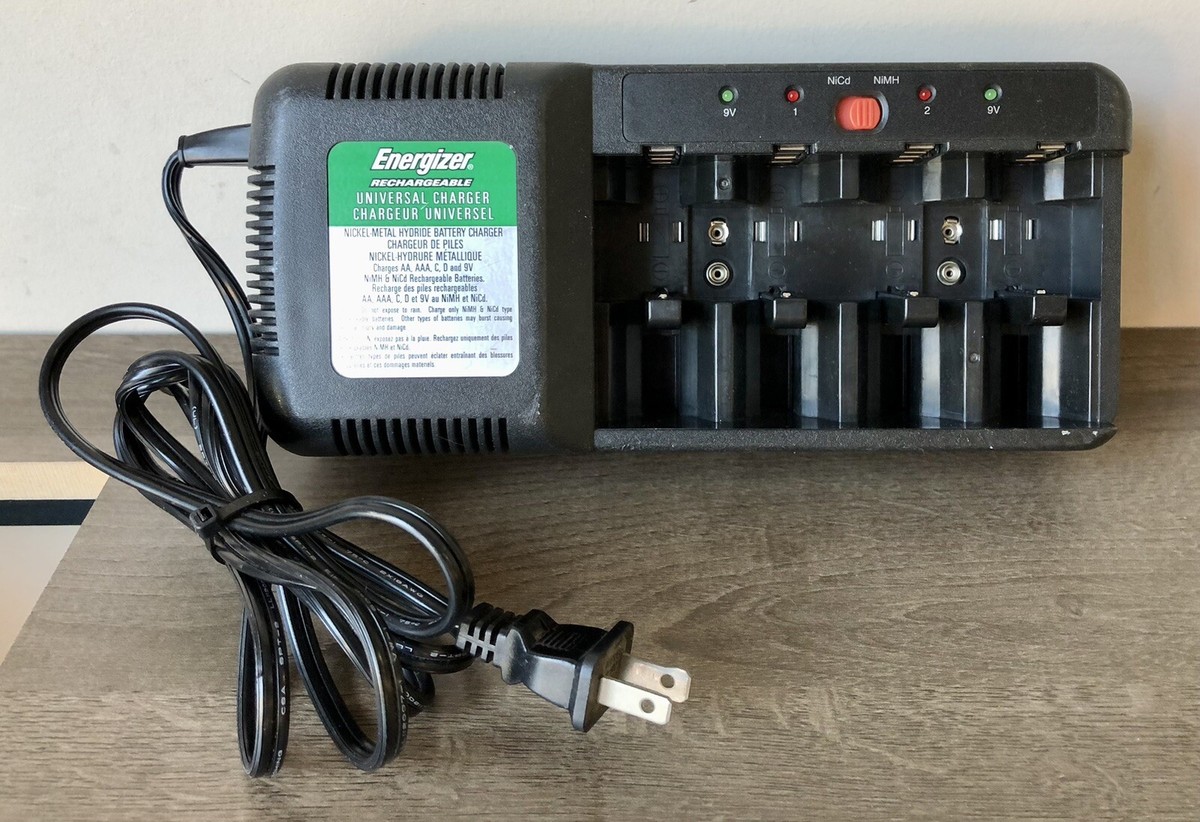 Energizer Universal Battery Charger - CHM4FC - AA AAA C D 9V 