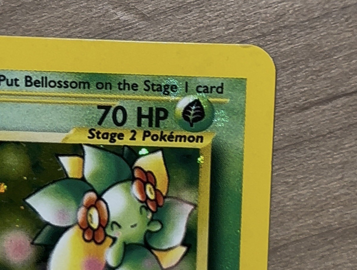 Pokémon TCG Bellossom 3/111 Neo Genesis Holo Rare (Swirl) + (Holo