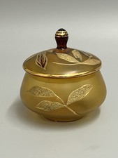 Vintage Glas Bonboniere Bernstein Gold Reliefdekor B&ouml;hmischer Stil Deckeldose