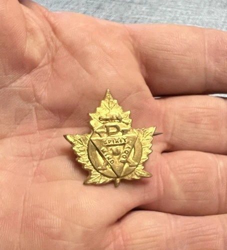 Rare WW1 Canadian CEF YMCA Young Mens Christian Association Collar Insignia