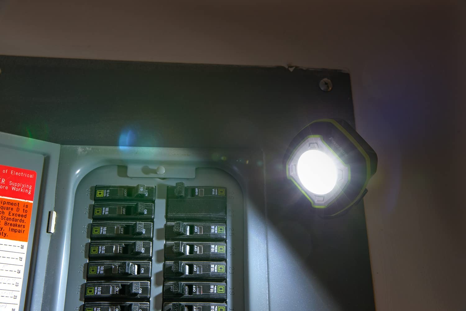 PowerSmith Rechargeable Magnetic Work Light 180° Kickstand with Magnetic Base...