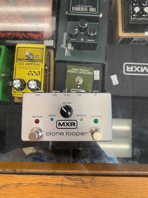 MXR M303 Clone Looper Guitar Effect Pedal
