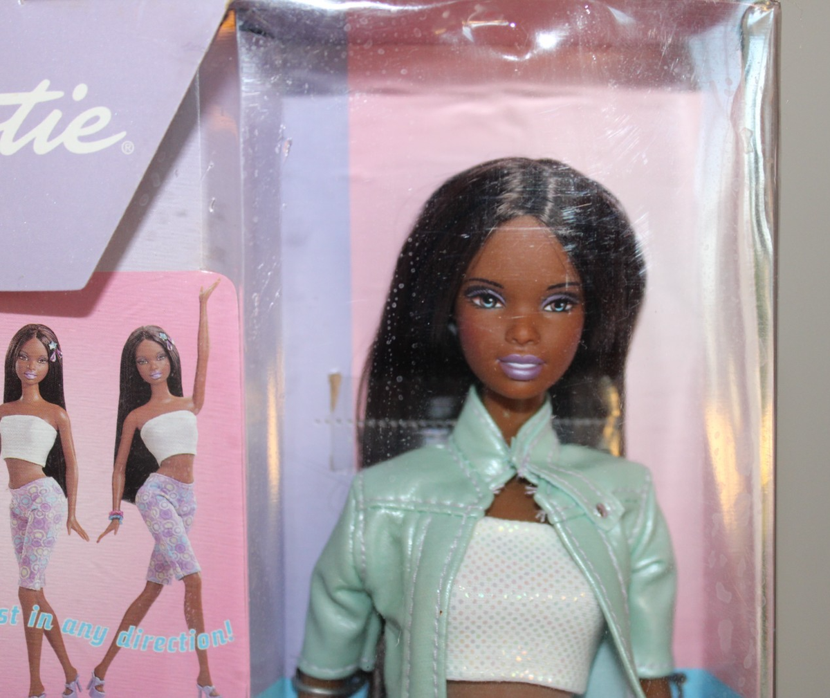 Barbie Jewel Girl Christie Doll First Ever-Flex Waist 28067 Mattel