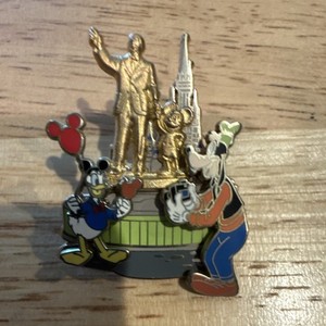 Disney Exclusive Disneyland 60th Anniversary Partners Statue Pin Mickey Goofy D…
