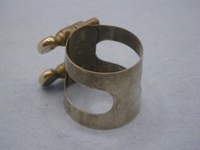 VINTAGE BUFFET TYPE Bb CLARINET LIGATURE - NICKEL PLATED, FLOATING REED PLATE