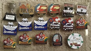 Curling 1986 Siver Broom Toronto Canada Souvenier Pin Épinglette
