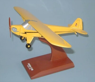 Piper J-3 Cub Desk Top Display Private Trainer Plane Wood Model 1/24 SC Airplane