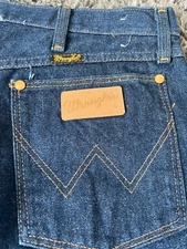 Vintage Men’s Wrangler Jeans Blue Size 40x30 J3