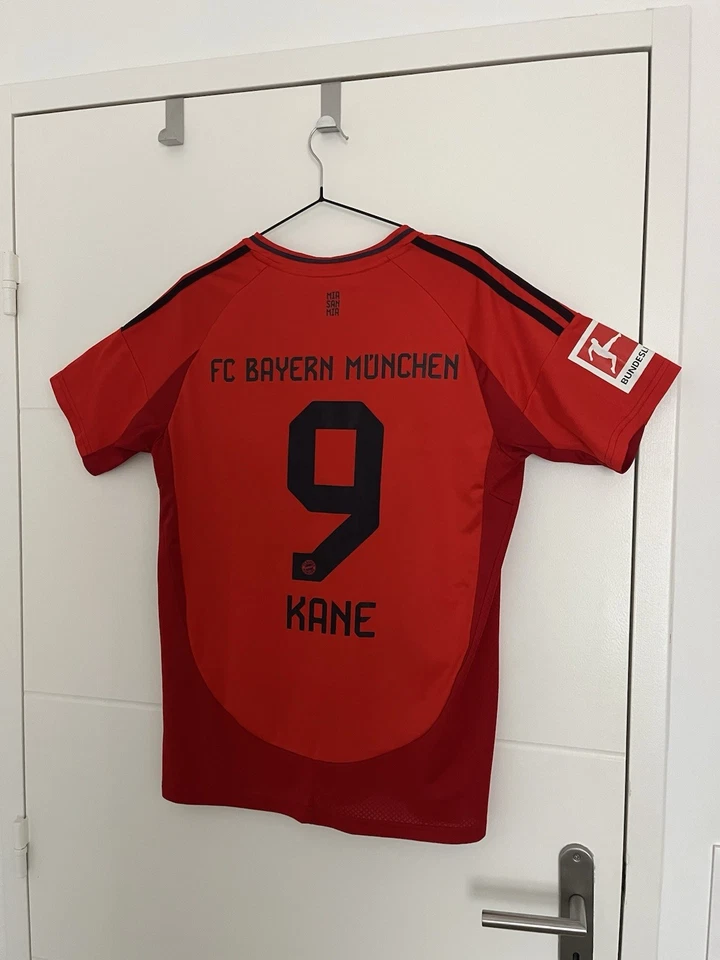 adidas Maillot Bayern Munich Domicile 2023-2024 Kane 9 MC Taille M Rouge/Noir - Photo 2/4